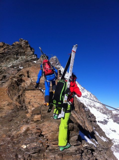 Climb-up-with-Skis.-Photo-Vanessa-Fisher-e1463635745594