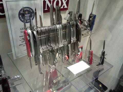 Wenger Giant swiss army knife