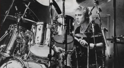 (c) moderndrummer.com